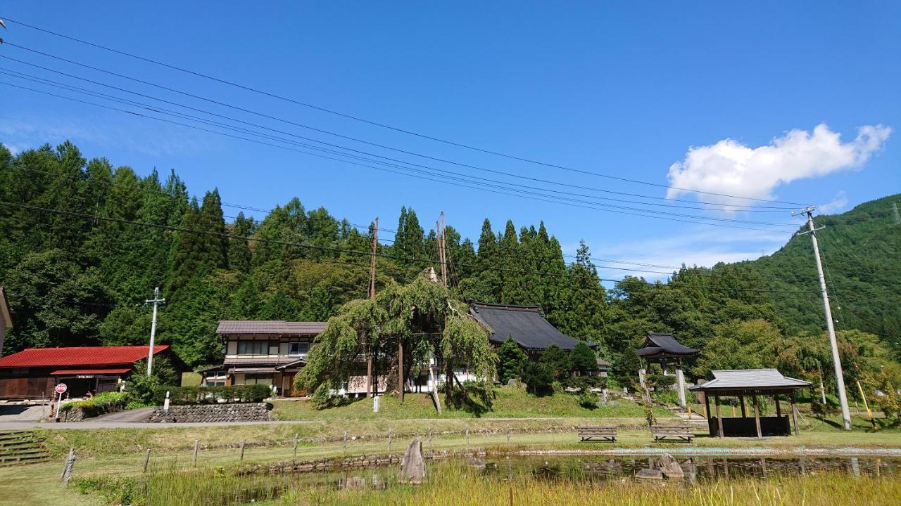 むかしの暮らし体験 1日二組 古民家の宿 みのり家 Takayama  Exteriör bild