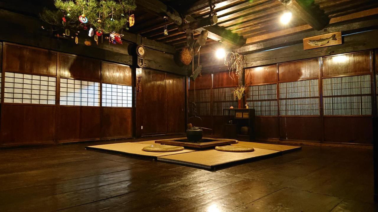 むかしの暮らし体験 1日二組 古民家の宿 みのり家 Takayama  Exteriör bild